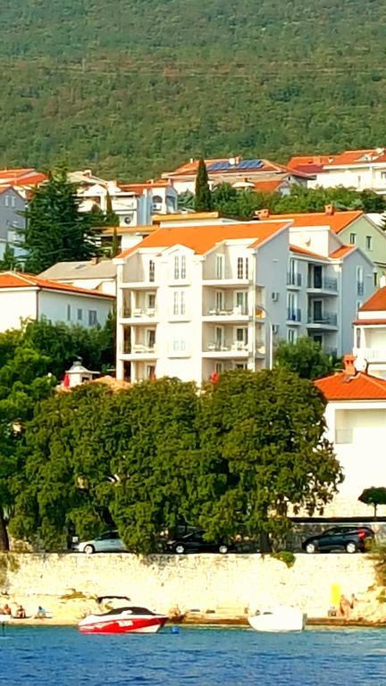 Apartments Villa Harmonie - Adults Only +14 Цриквеница Экстерьер фото